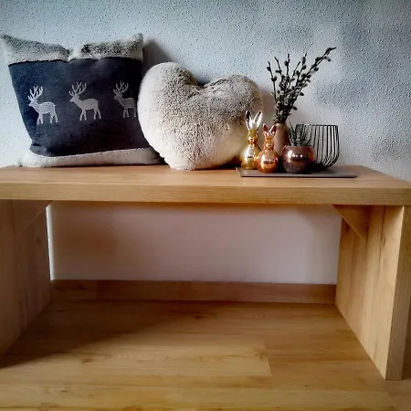 Kolb Apartment *